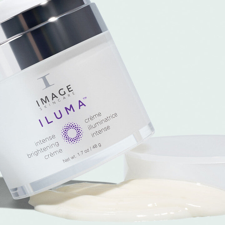 ILUMA Intense Brightening Crème close up