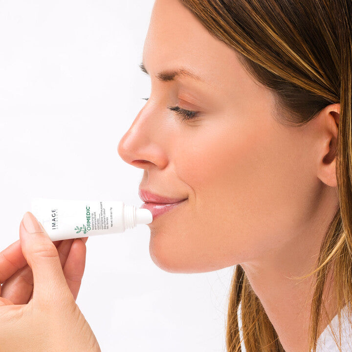 Model using ORMEDIC Balancing Lip Enhancement Complex 
